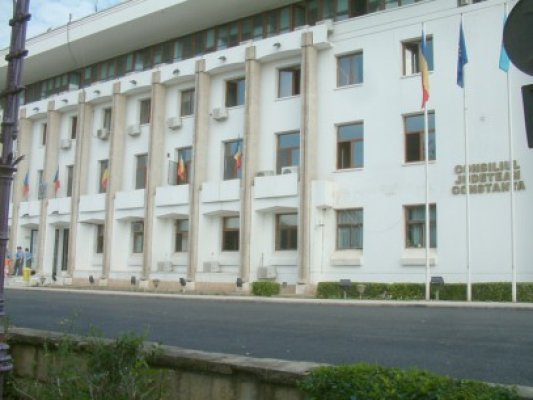 Consilierii județeni, convocați în ședință